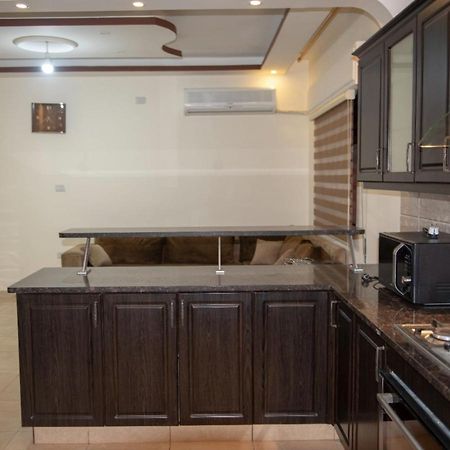 شقة مفروشة فرش فاخر ٣ غرف نوم في طبربور عمان Extérieur photo
